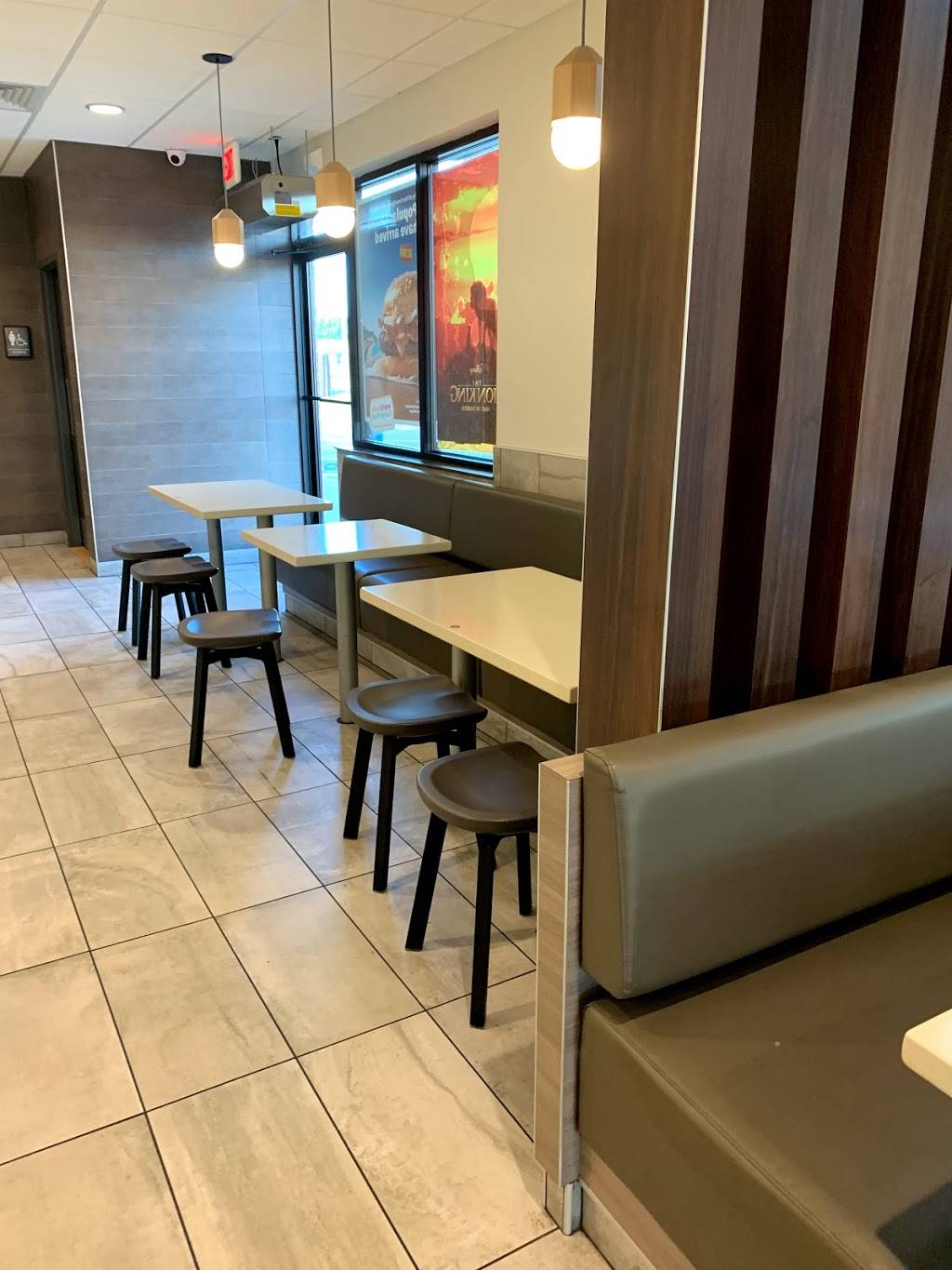 McDonalds | cafe | 110 W 141st St, Glenpool, OK 74033, USA | 9183225357 OR +1 918-322-5357