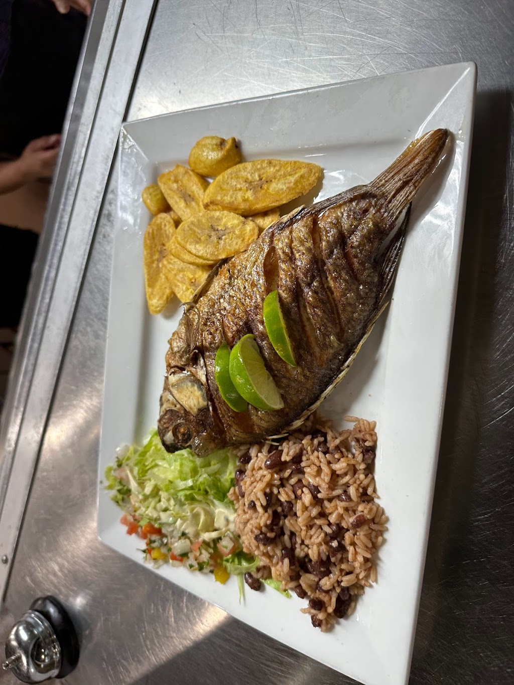 Angelas Restaurant-mexican and latin food | cafe | 5524 South Blvd, Charlotte, NC 28217, USA | 7047339071 OR +1 704-733-9071