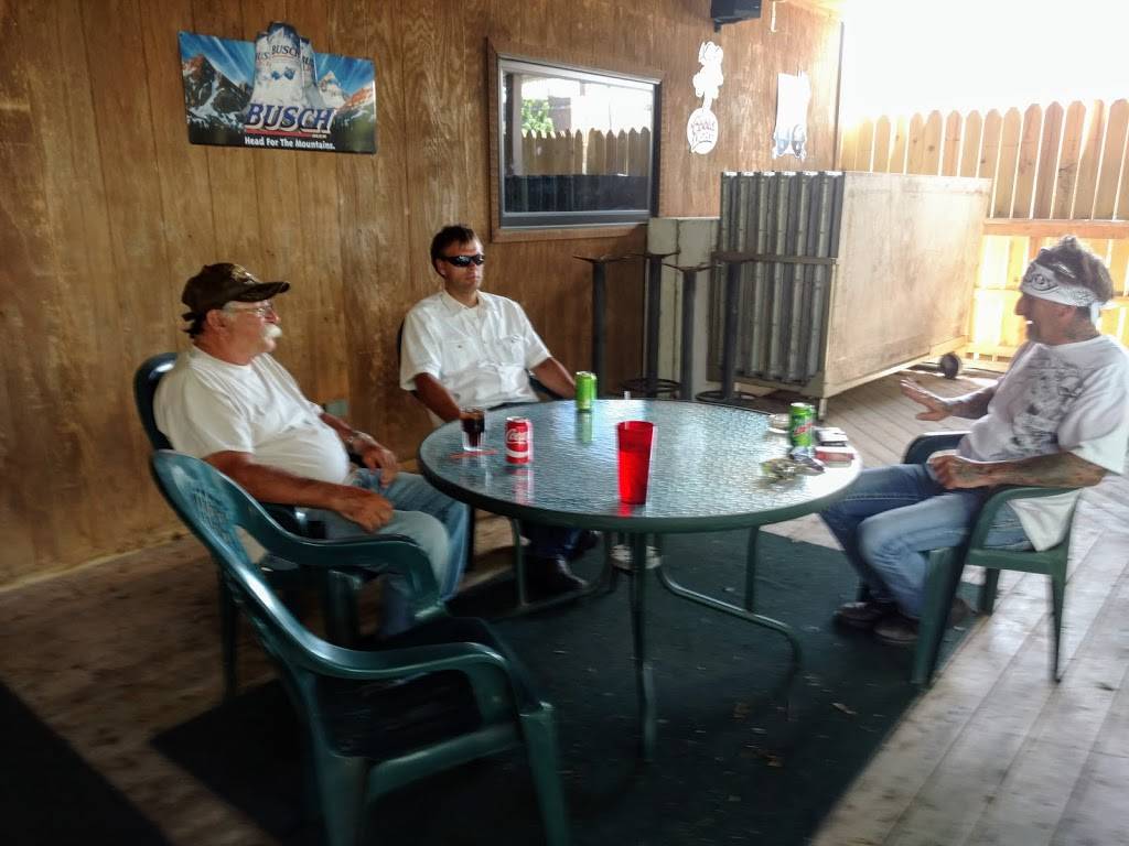 TB3s Bar & Grill | restaurant | 408 Park St, Freeborn, MN 56032, USA | 5078632111 OR +1 507-863-2111