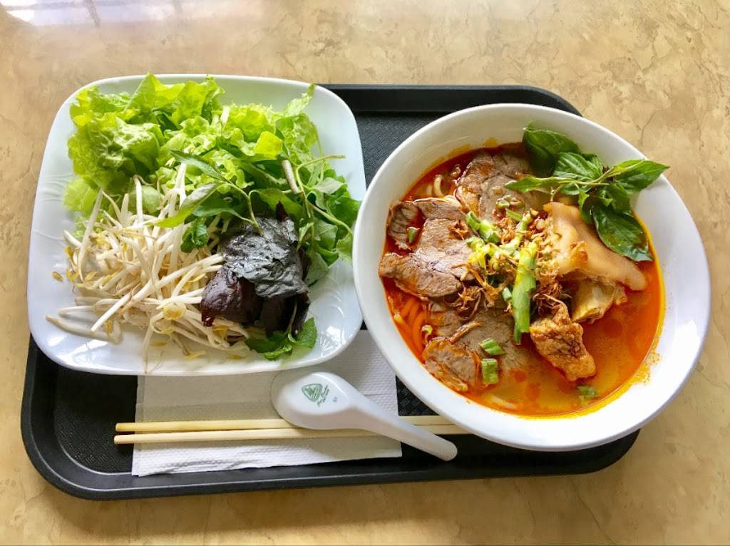 Asia Gourmet | restaurant | 126 E Lee Ave, Vinton, VA 24179, USA | 5409982742 OR +1 540-998-2742