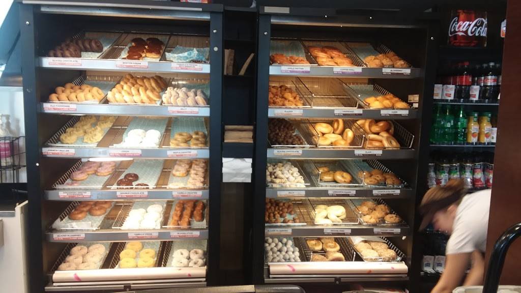 Dunkin | bakery | 61 S Union St, Lawrence, MA 01843, USA | 9789758805 OR +1 978-975-8805