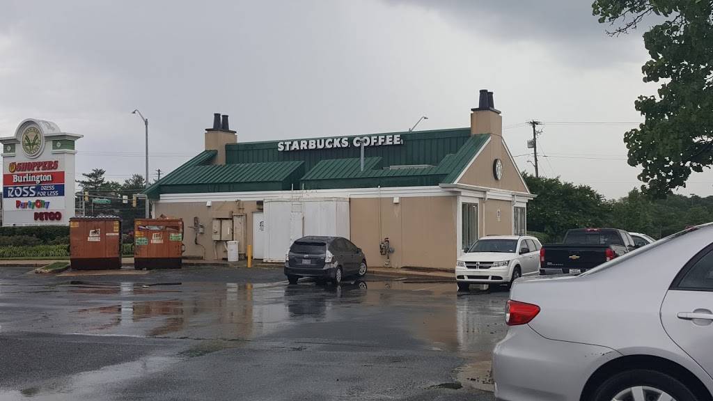 Starbucks | cafe | 3450 Donnell Dr, Forestville, MD 20747, USA | 3015167100 OR +1 301-516-7100