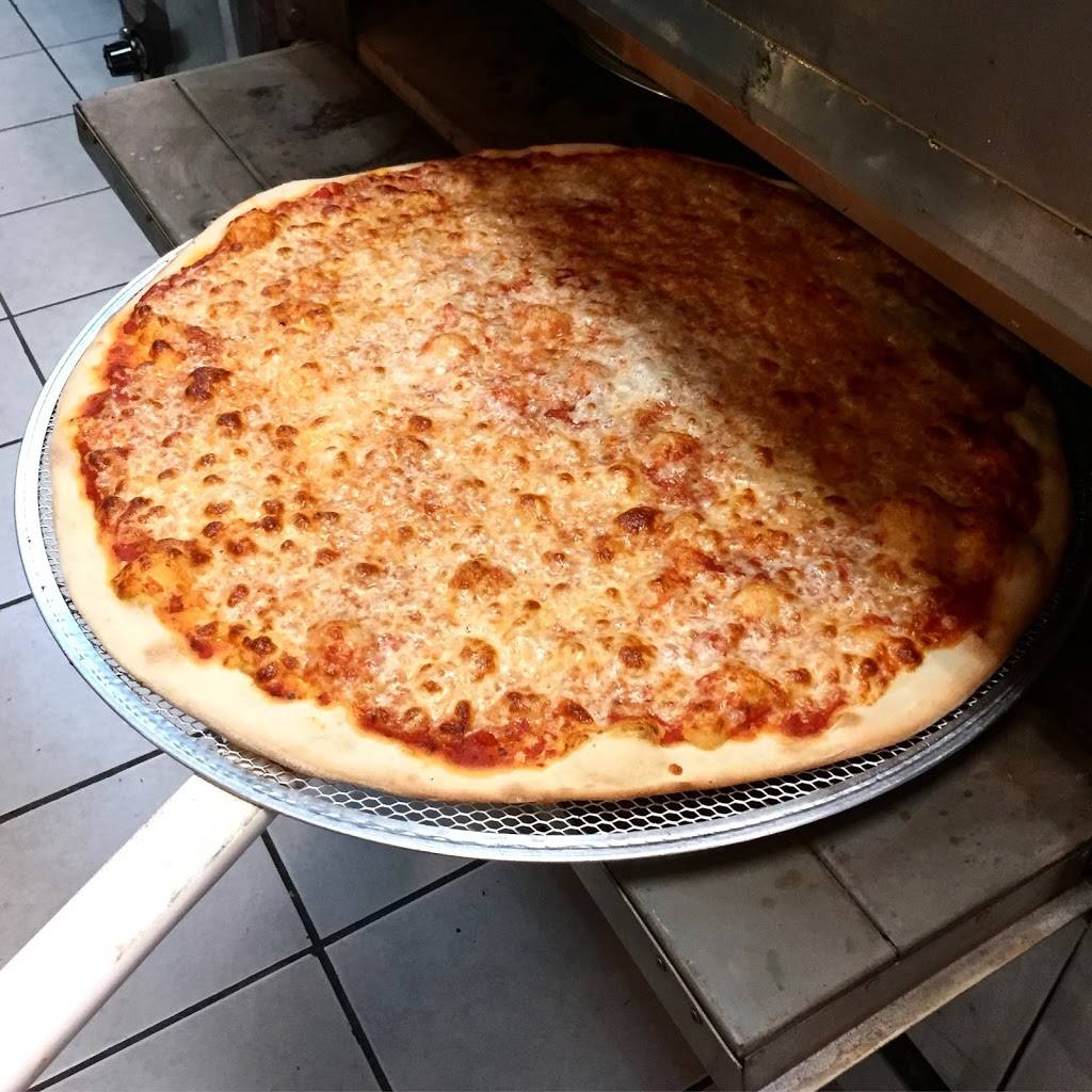 Morris Heights Pizza | restaurant | 1987 University Ave, Bronx, NY 10453, USA | 3479634827 OR +1 347-963-4827