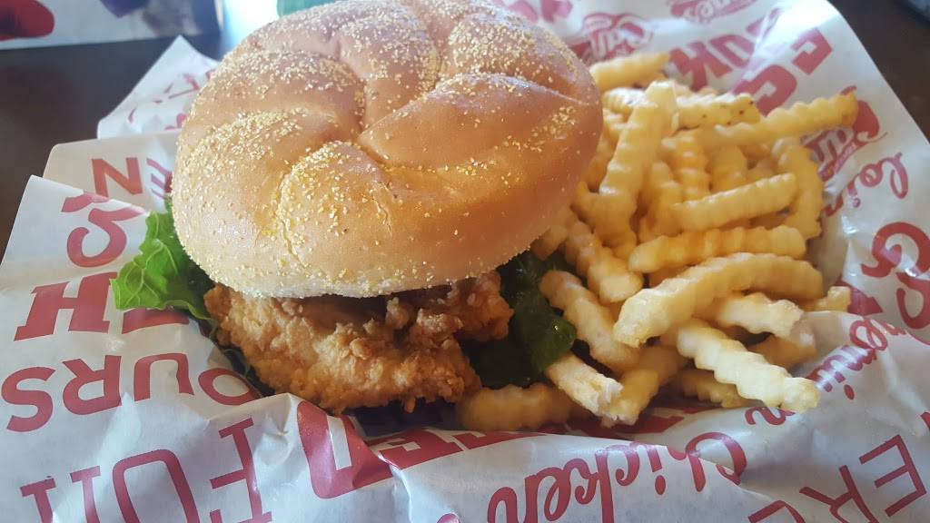 Raising Cane's Chicken Fingers Meal takeaway 2820 Cornhusker Hwy