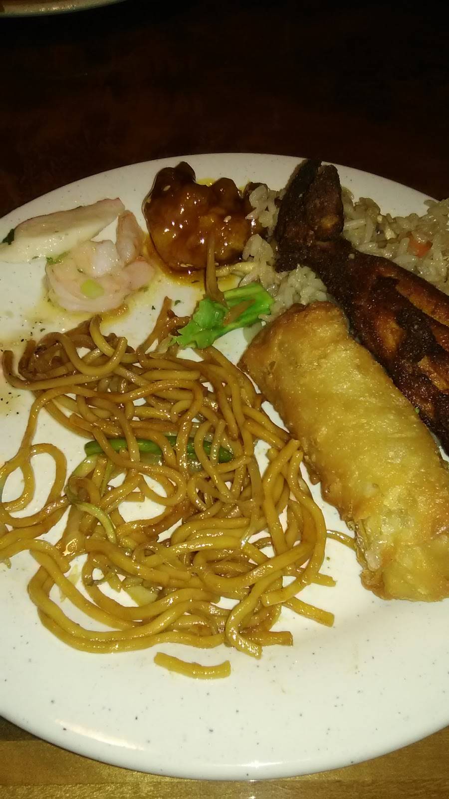 Wok N Roll | restaurant | 847 E Vienna St, Anna, IL 62906, USA | 6188336888 OR +1 618-833-6888