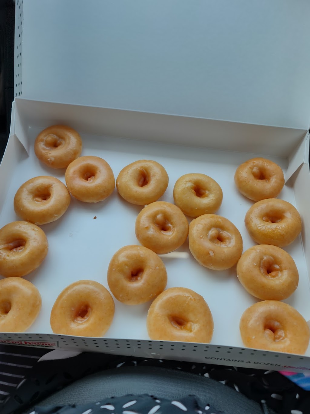Krispy Kreme | bakery | 795 Highway 98 East, Destin, FL 32540, USA | 8506503552 OR +1 850-650-3552