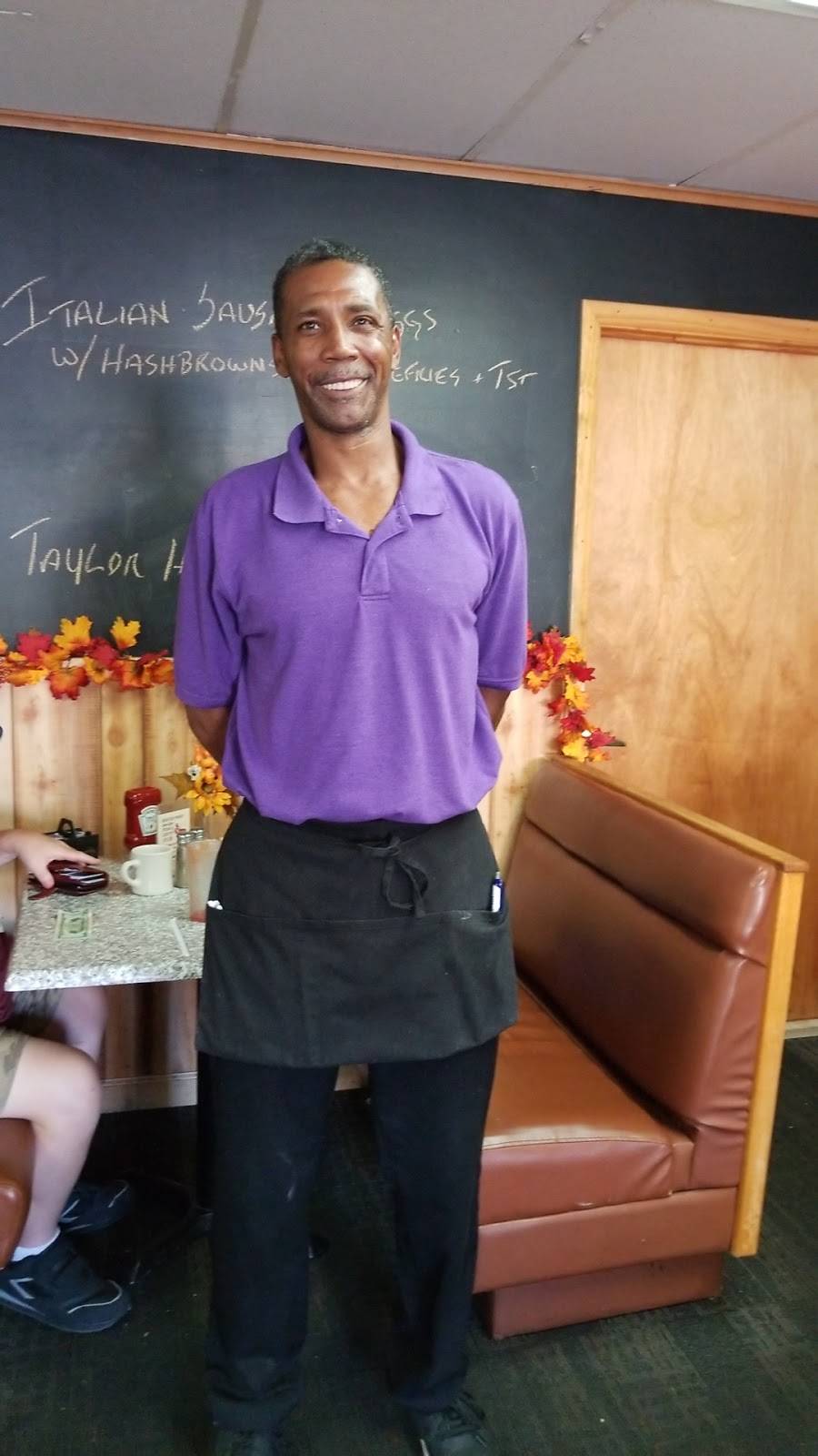 Larkins | restaurant | 67 State St # 1, Phoenix, NY 13135, USA | 3156952659 OR +1 315-695-2659