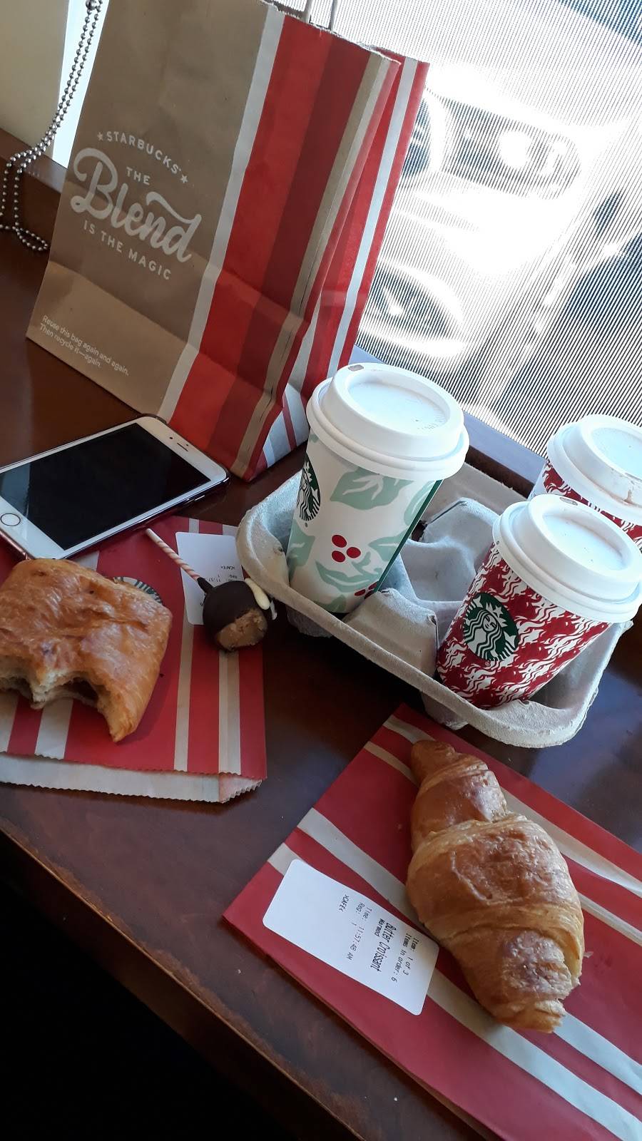 Starbucks | cafe | 2542 S Alpine Rd #108, Rockford, IL 61108, USA | 8154849469 OR +1 815-484-9469