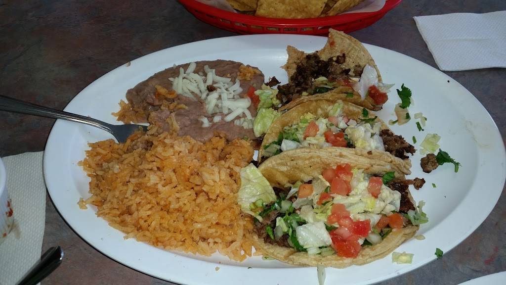 Tacos Y Nieves Calvillo Restaurant 501 N Vermilion St