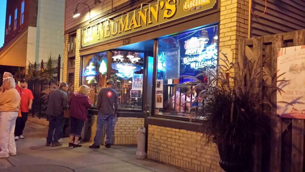 Neumanns Bar | restaurant | 2531 7th Ave E, North St Paul, MN 55109, USA | 6517706020 OR +1 651-770-6020
