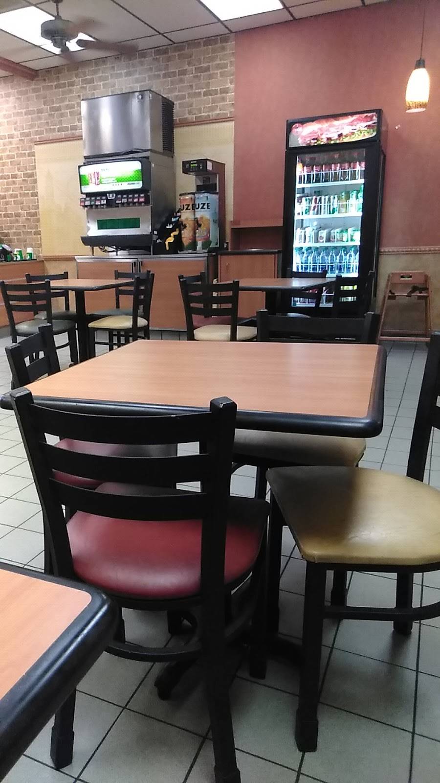 Subway Restaurants | restaurant | 493 TX-199, Springtown, TX 76082, USA | 8172200529 OR +1 817-220-0529