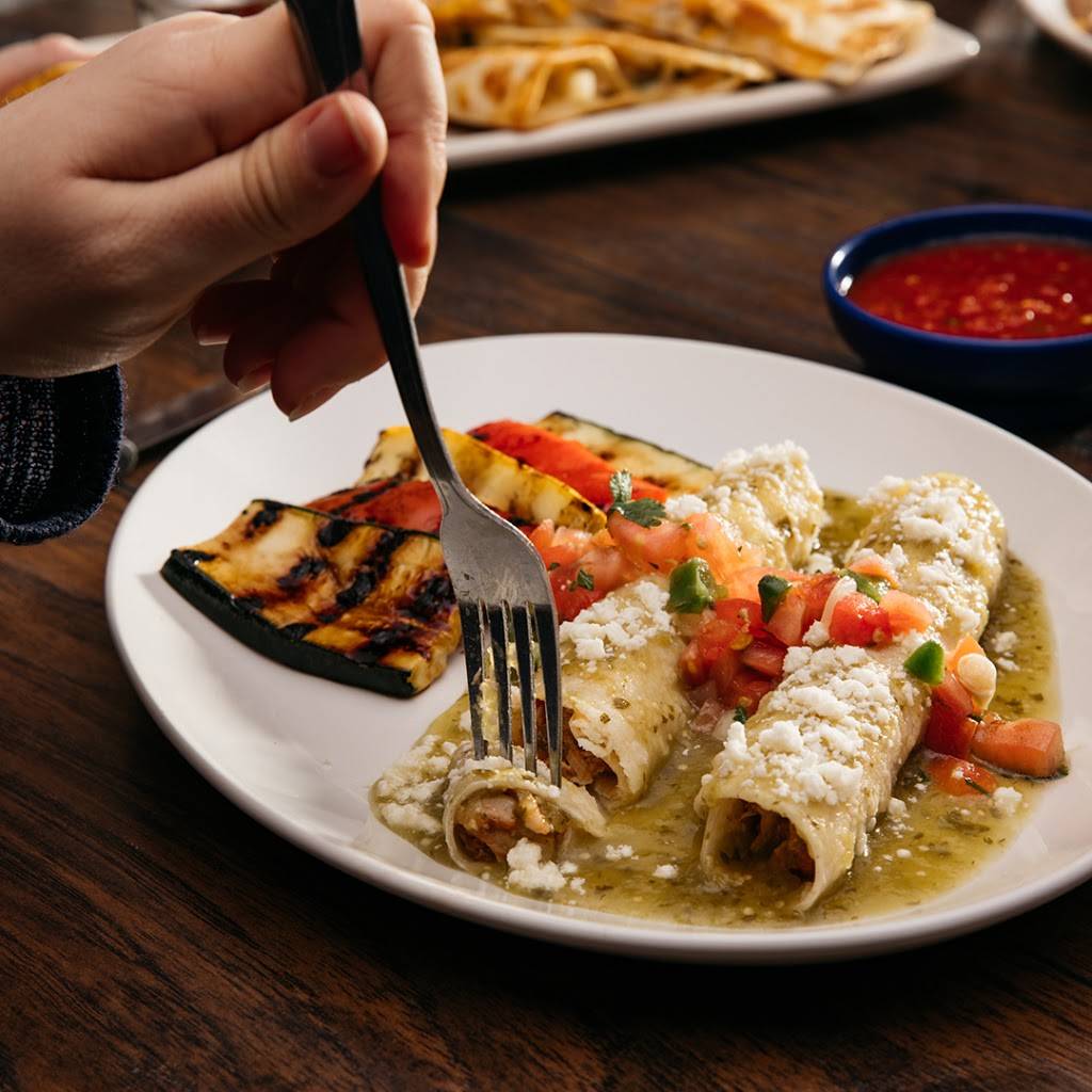 On The Border Mexican Grill & Cantina | meal takeaway | 6369 S Southlands Pkwy, Aurora, CO 80016, USA | 7205837660 OR +1 720-583-7660