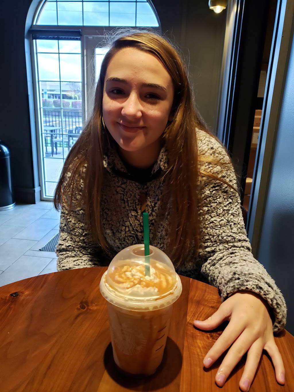 Starbucks | cafe | 1187 E Dayton Yellow Springs Rd, Fairborn, OH 45324, USA | 9374160311 OR +1 937-416-0311