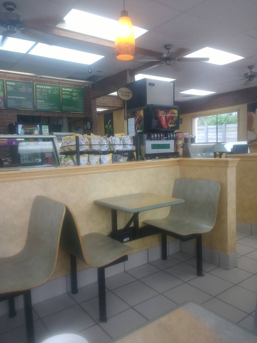 Subway | meal takeaway | 2717 N 90th St, Omaha, NE 68134, USA | 4023933399 OR +1 402-393-3399