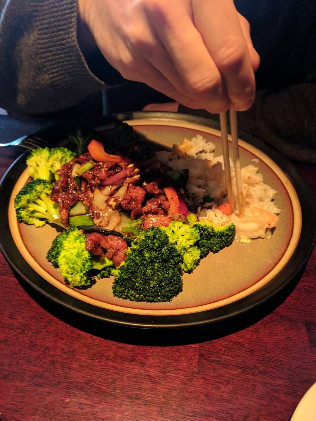 Lavender Asian Bistro | restaurant | 1195 Scenic Hwy S C8, Lawrenceville, GA 30045, USA | 7709823887 OR +1 770-982-3887