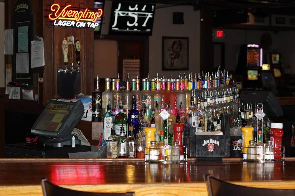 Yogis Bar & Grill | restaurant | 5857 Karric Square Dr, Dublin, OH 43016, USA | 6147981772 OR +1 614-798-1772