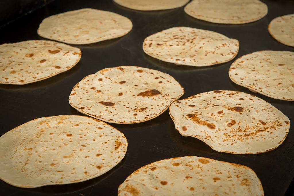 Rusty Taco | restaurant | 12368 W 64th Ave, Arvada, CO 80004, USA | 3034208226 OR +1 303-420-8226