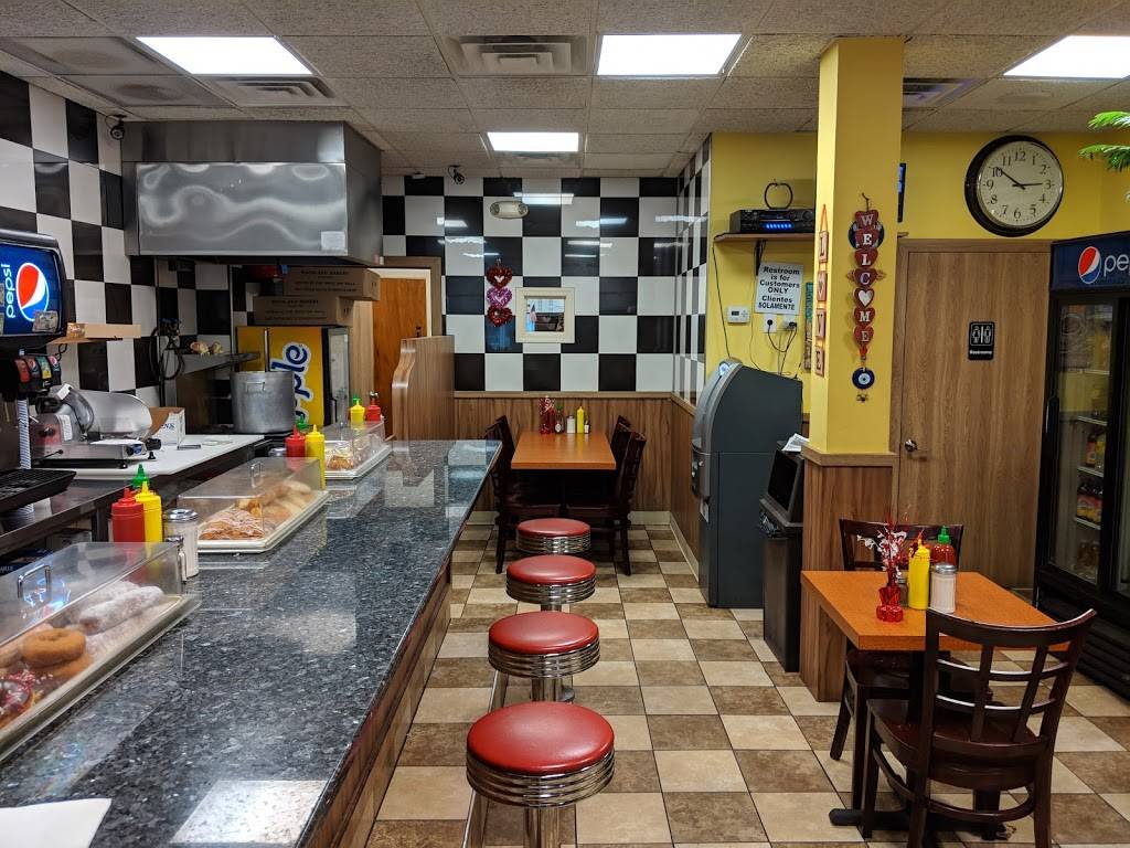 Texas Wiener I | restaurant | 100 Watchung Ave, Plainfield, NJ 07060, USA | 9087565480 OR +1 908-756-5480