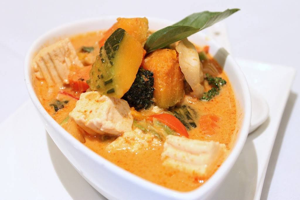 Bai Thong Thai | restaurant | 298 Gough St, San Francisco, CA 94102, USA | 4158639335 OR +1 415-863-9335