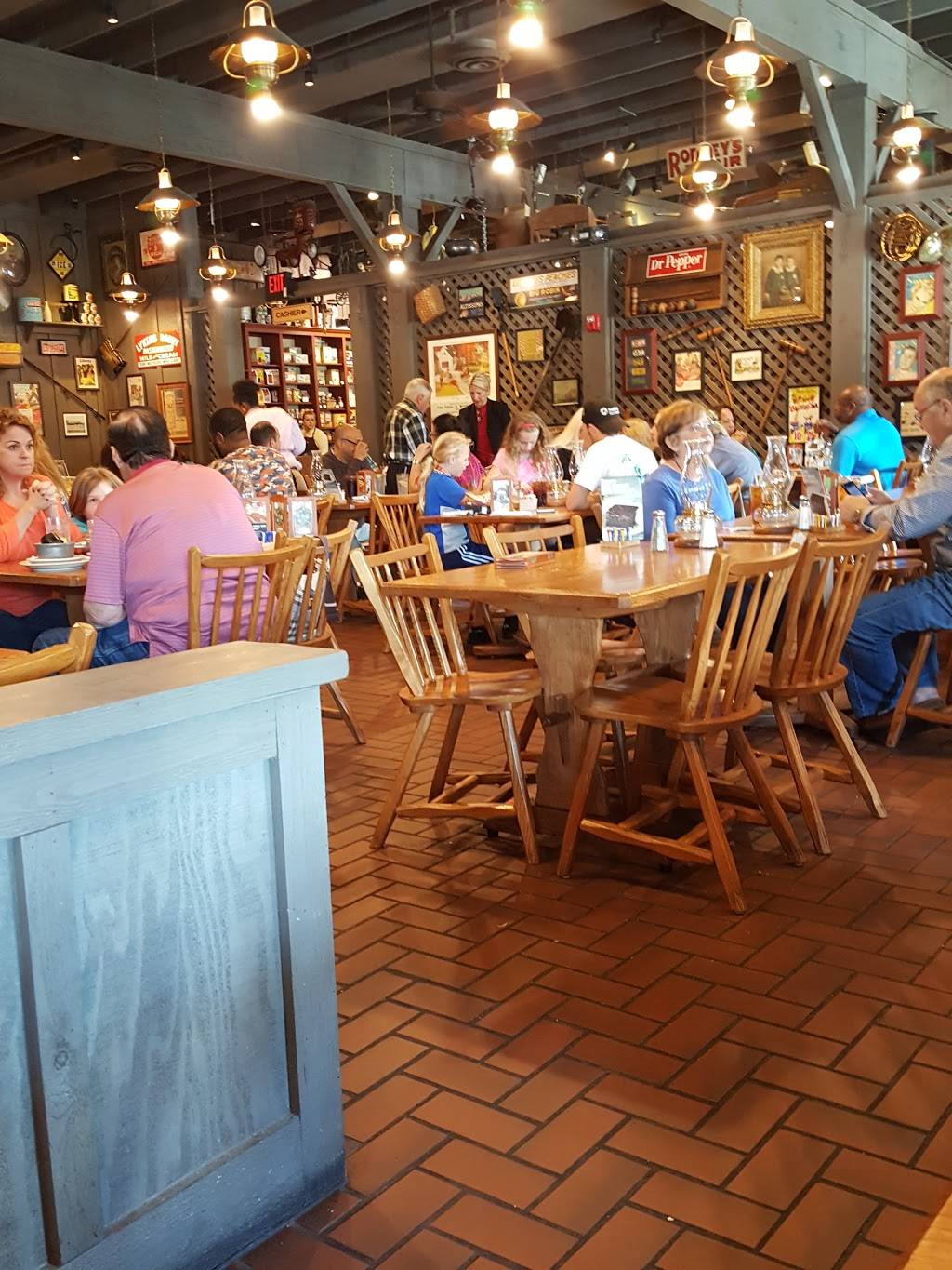 Cracker Barrel Old Country Store | restaurant | 157 Okatie Center Blvd N, Okatie, SC 29909, USA | 8437069545 OR +1 843-706-9545