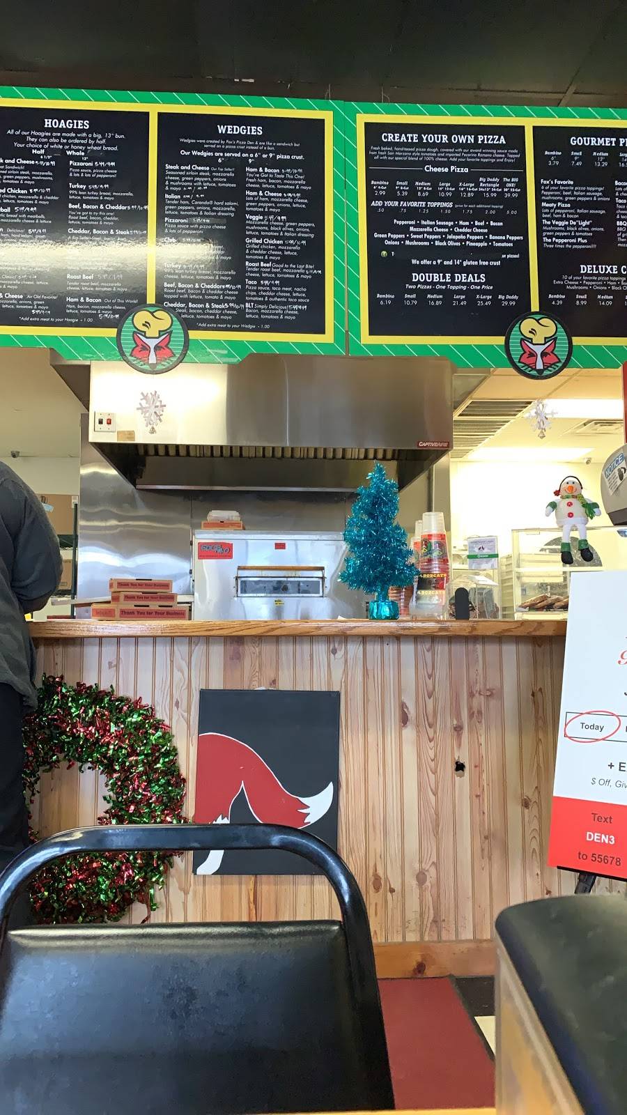 Foxs Pizza Den | restaurant | 603 S Front St, Ellisville, MS 39437, USA | 6014778881 OR +1 601-477-8881