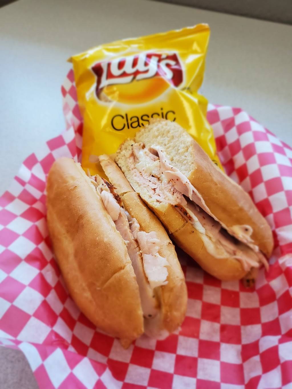 Genos Pizza | meal takeaway | 1701 N Broadway St, Poteau, OK 74953, USA | 9186490070 OR +1 918-649-0070