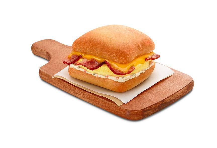 7-Eleven | bakery | 26375 US-119, Belfry, KY 41514, USA | 6063531750 OR +1 606-353-1750