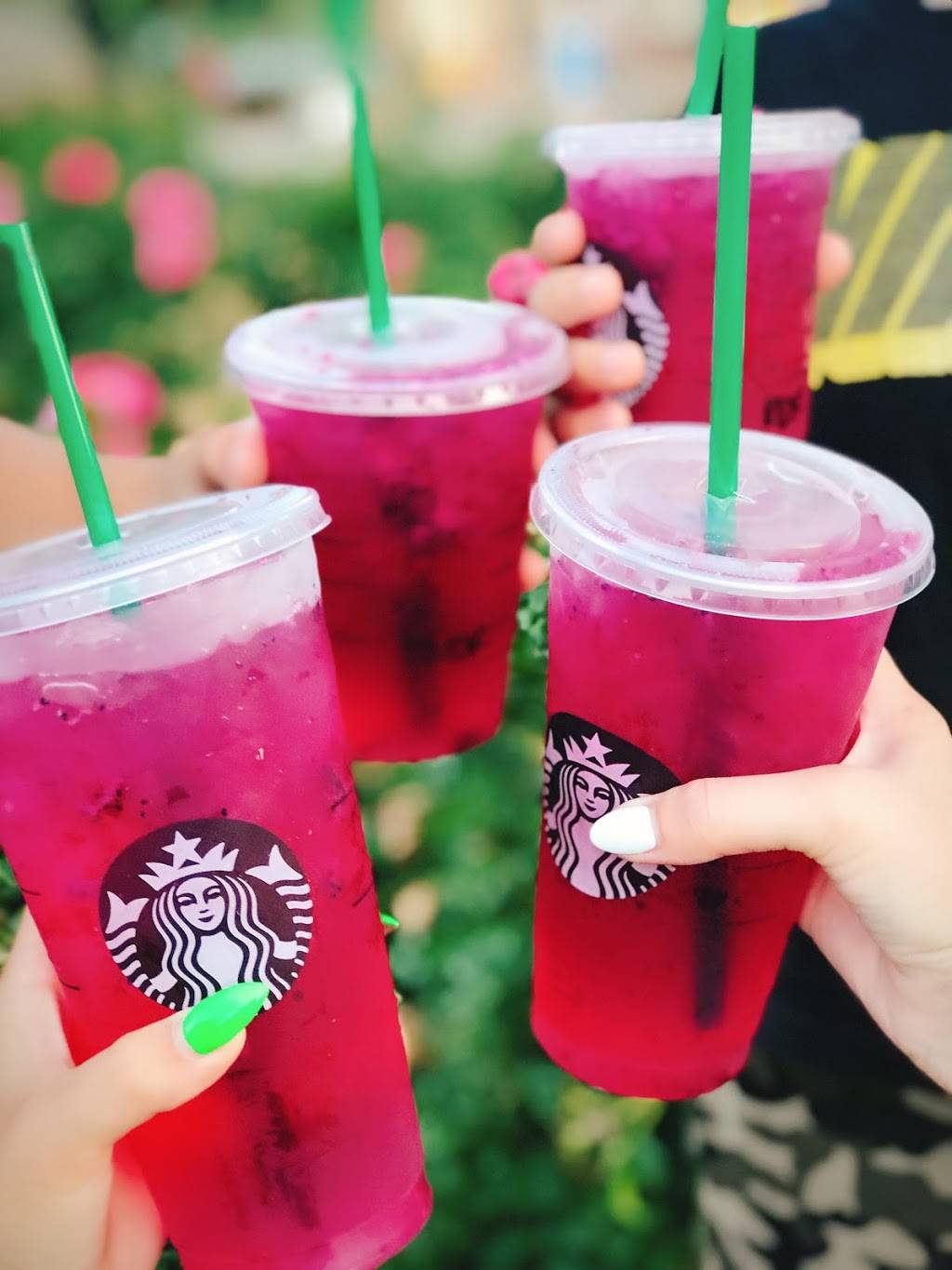 Starbucks | cafe | 4001 Woodcreek Oaks Blvd E, Roseville, CA 95747, USA | 9167891050 OR +1 916-789-1050