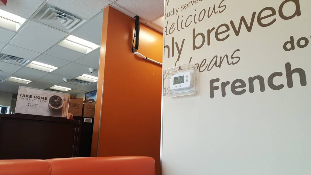 Dunkin | cafe | 1099 Merritt Blvd, Dundalk, MD 21222, USA | 4102882180 OR +1 410-288-2180