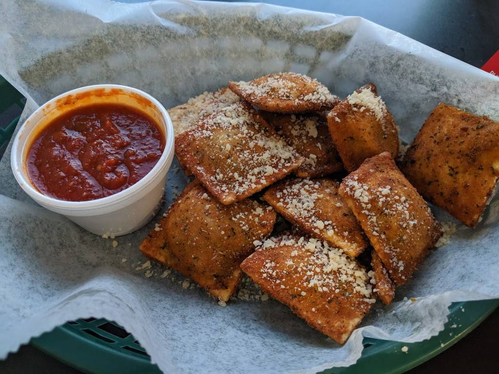 Imos Pizza | meal delivery | 904 S 4th St, St. Louis, MO 63102, USA | 3144214667 OR +1 314-421-4667