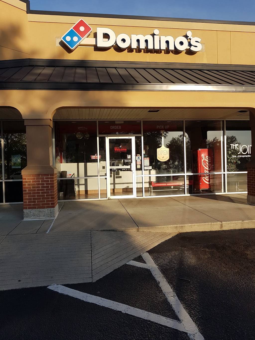 Dominos Pizza | meal delivery | 260 E Gate Dr, Aiken, SC 29803, USA | 8036492200 OR +1 803-649-2200