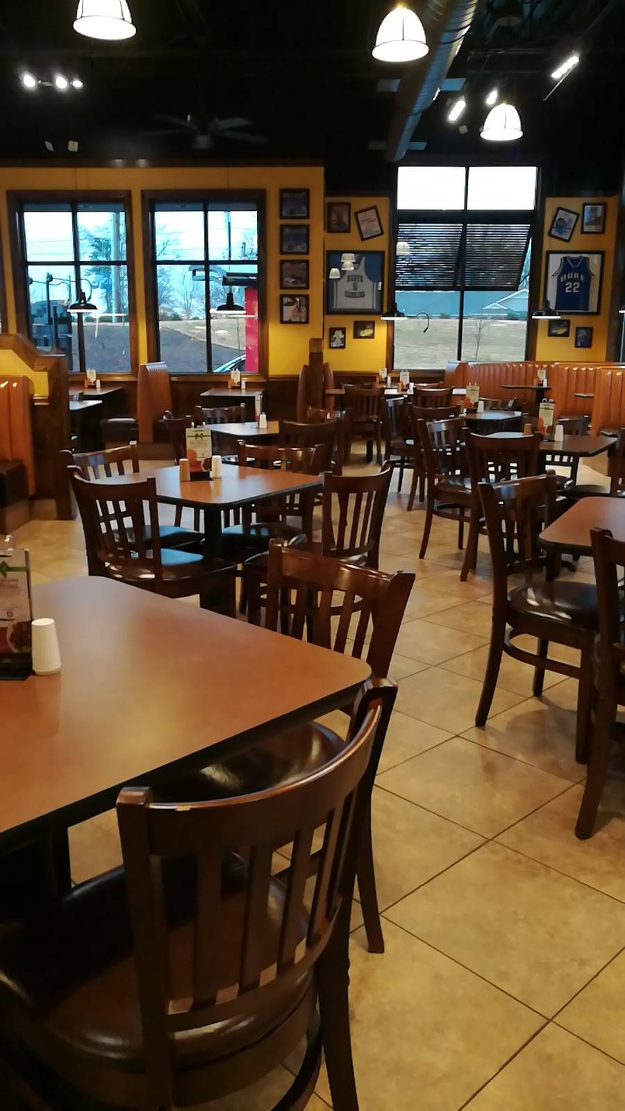 Zaxby's Chicken Fingers & Buffalo Wings Restaurant 2383 Springs Rd