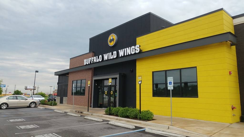 Buffalo Wild Wings | meal takeaway | 2475 Cobbs Ford Rd, Prattville, AL 36066, USA | 3342857192 OR +1 334-285-7192