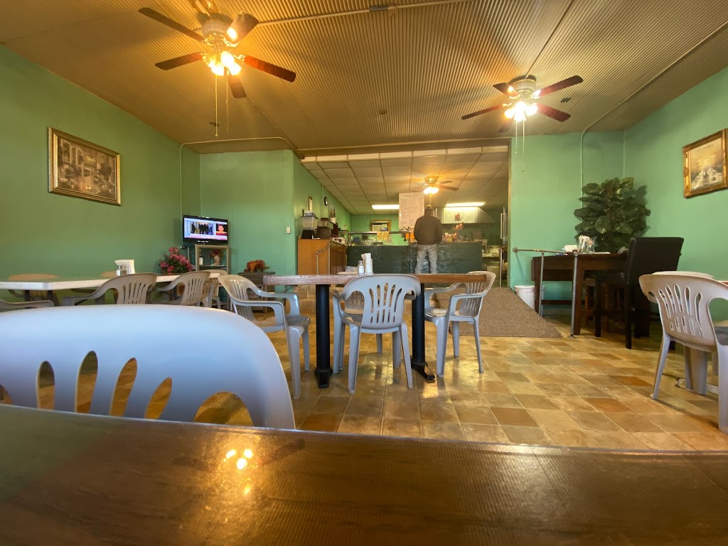 Commies Tacos | restaurant | 101 W Wallace St, San Saba, TX 76877, USA | 3253725780 OR +1 325-372-5780