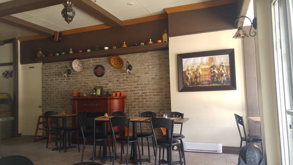 Restaurant Le Petit Palais | restaurant | 62 Côte du Passage, Lévis, QC G6V 5S7, Canada | 5817770512 OR +1 581-777-0512