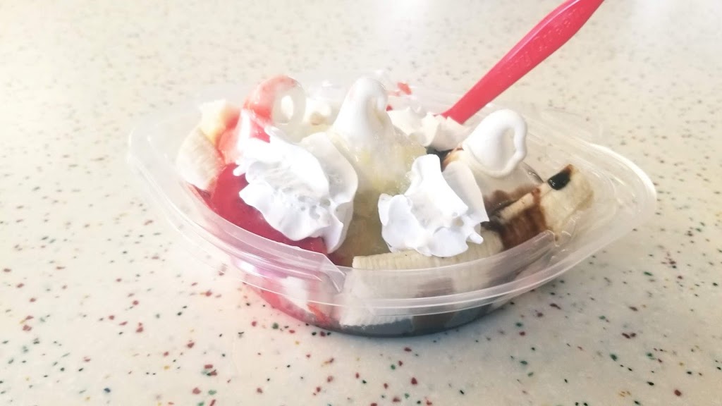 Dairy Queen | restaurant | 215 Oak Ave, Dalhart, TX 79022, USA | 8062494987 OR +1 806-249-4987