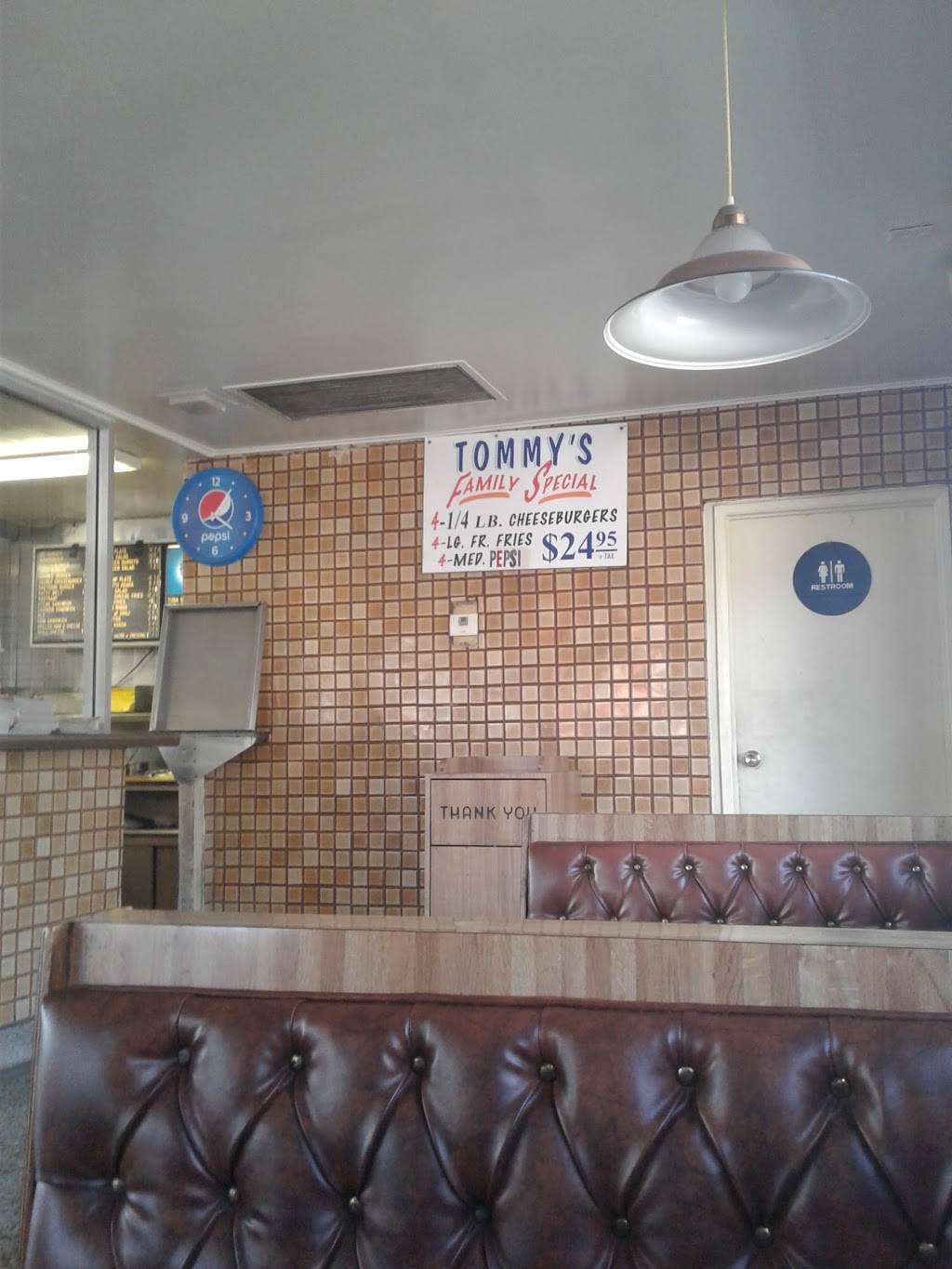 Tommys Famous Drive-In | restaurant | 201 N Maclay Ave, San Fernando, CA 91340, USA | 8183618881 OR +1 818-361-8881