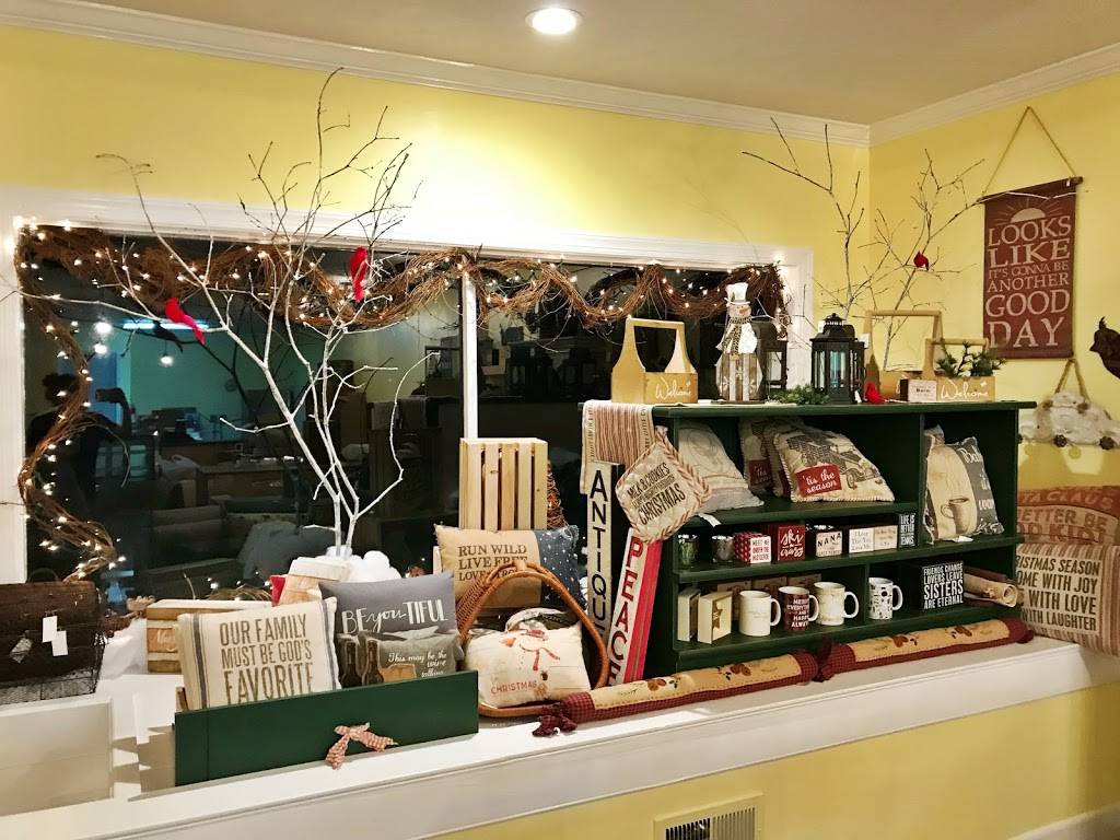 Red Rooster Country Store | bakery | 4011, 9582 Chamberlayne Rd, Mechanicsville, VA 23116, USA | 8047898793 OR +1 804-789-8793