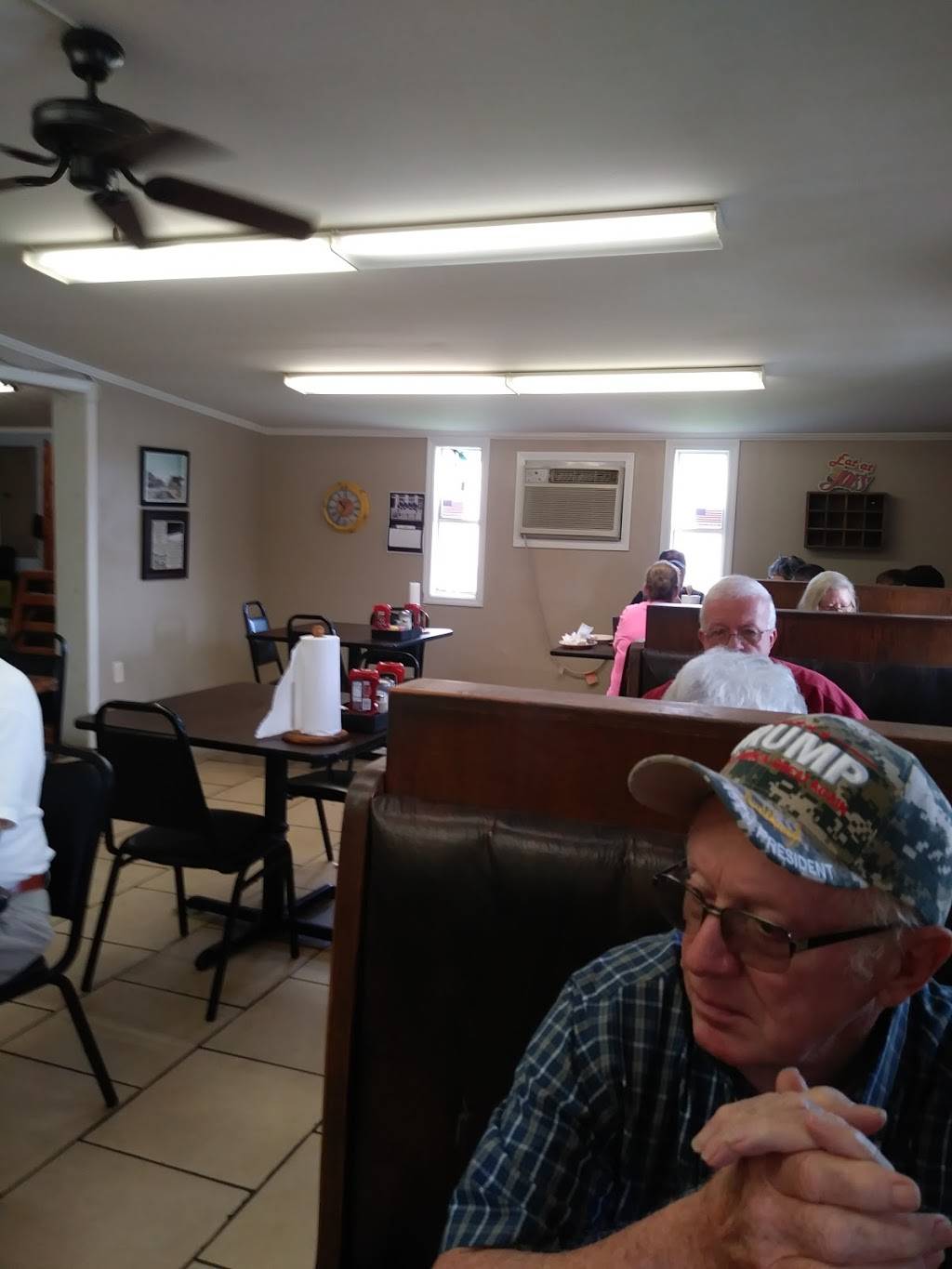 Joes Diner | restaurant | 1746 N Harper Rd, Corinth, MS 38834, USA | 6622840668 OR +1 662-284-0668