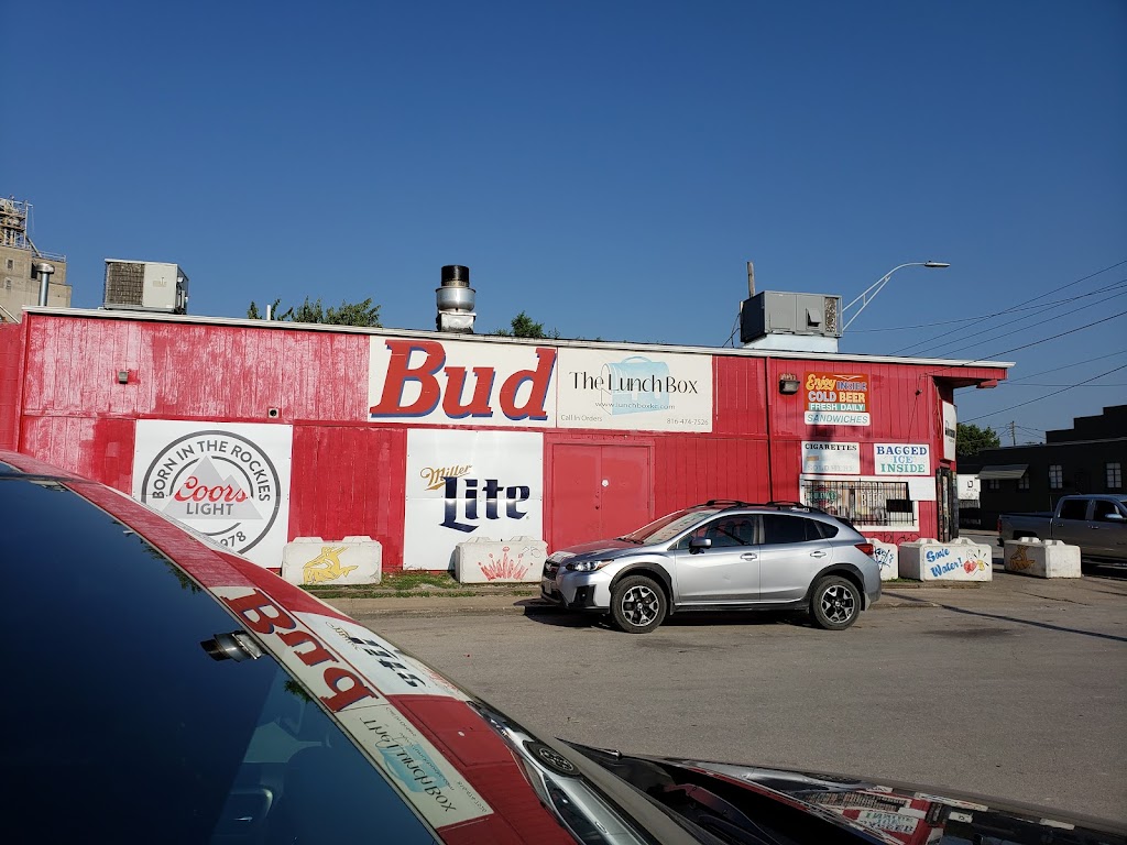The Lunch Box | cafe | 1701 W 9th St, Kansas City, MO 64101, USA | 8164747526 OR +1 816-474-7526