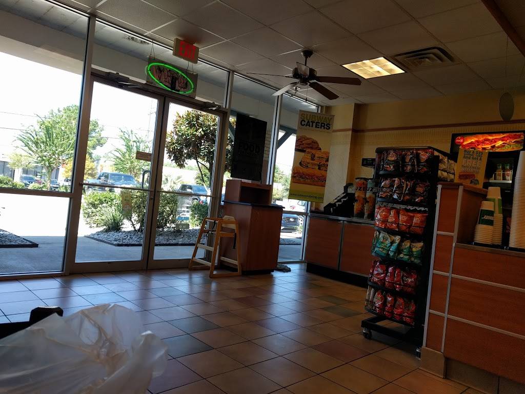 Subway | meal takeaway | 68480 LA-59 Suite 3A, Mandeville, LA 70471, USA | 9852497070 OR +1 985-249-7070