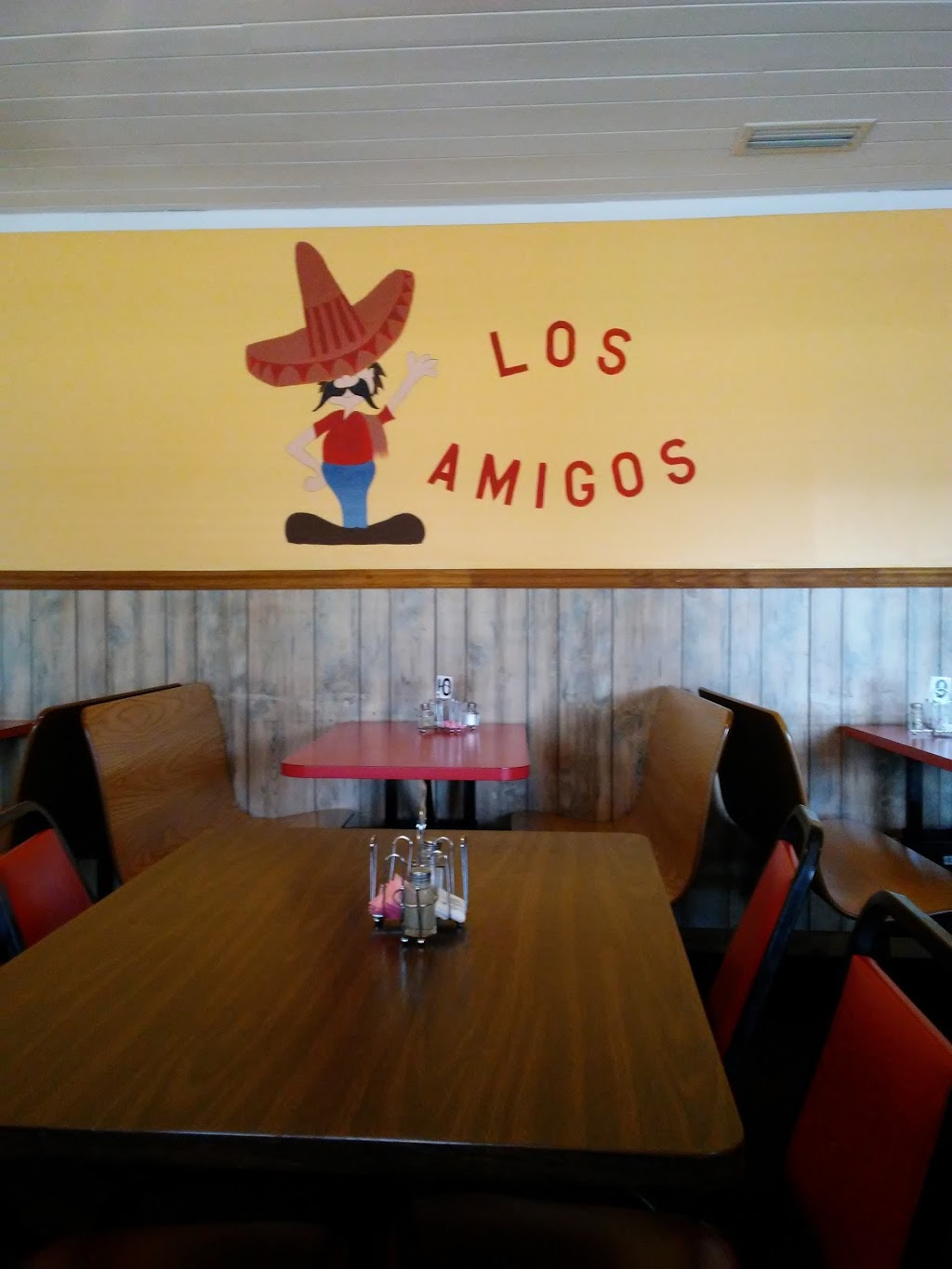 Los Amigos Mexican Restaurant | restaurant | 915 White Ave, Graceville, FL 32440, USA | 8502630240 OR +1 850-263-0240
