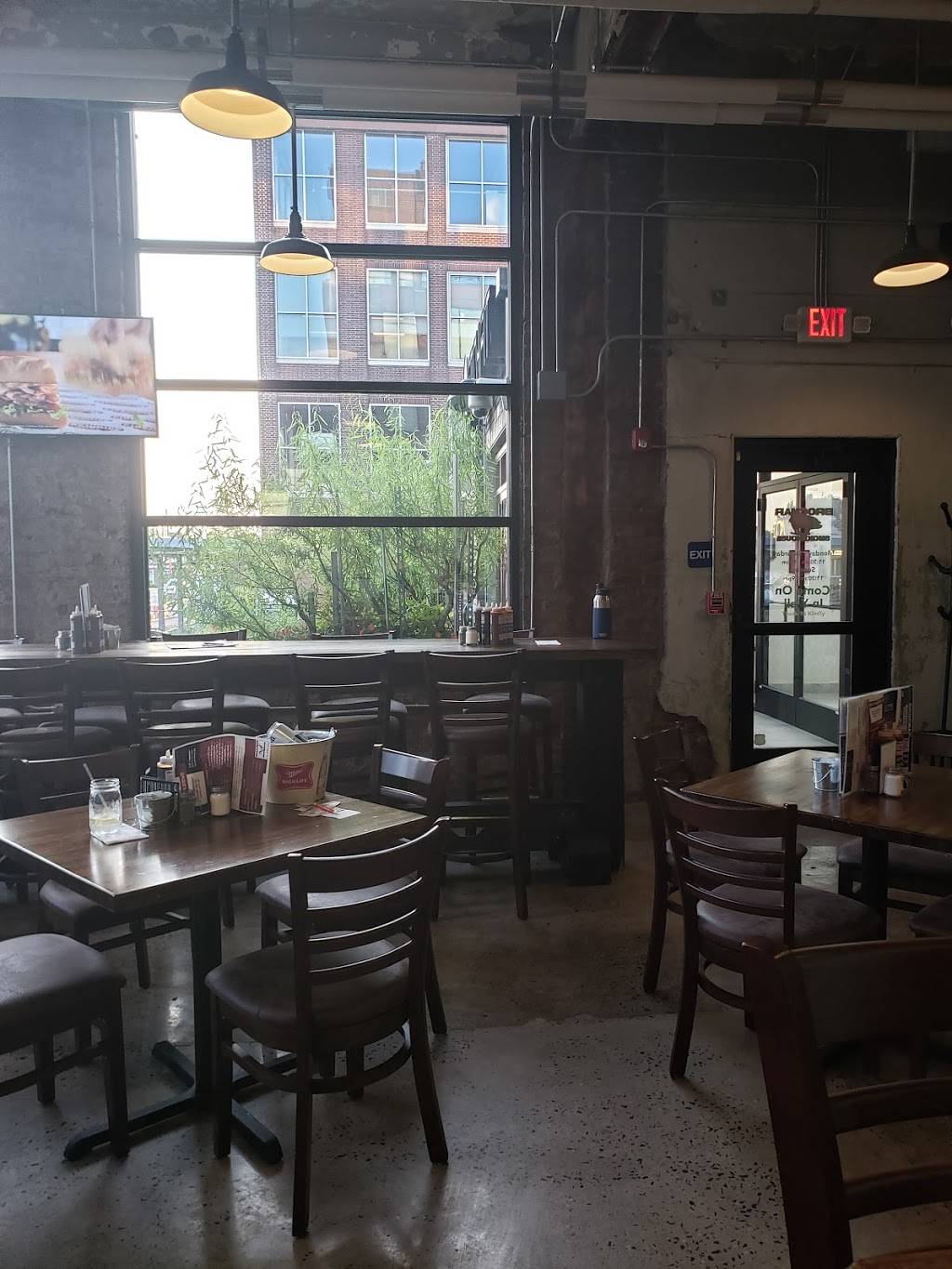 Brocmar Smokehouse West Reading | restaurant | 10 S Summit Ave, Shillington, PA 19607, USA | 4845095117 OR +1 484-509-5117