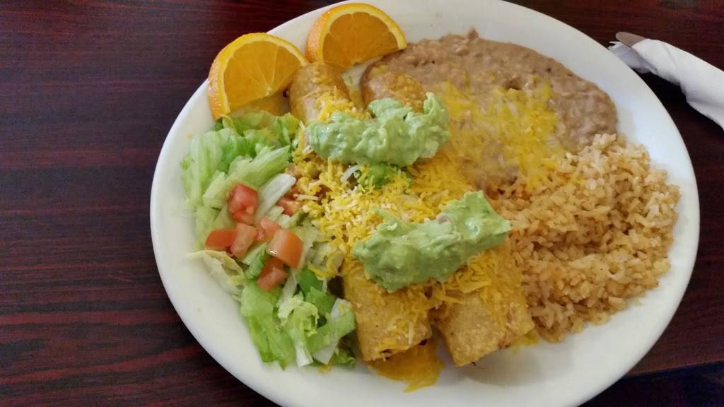 Que Chulada | restaurant | 274 S Sheridan Blvd, Lakewood, CO 80226, USA | 7206452194 OR +1 720-645-2194