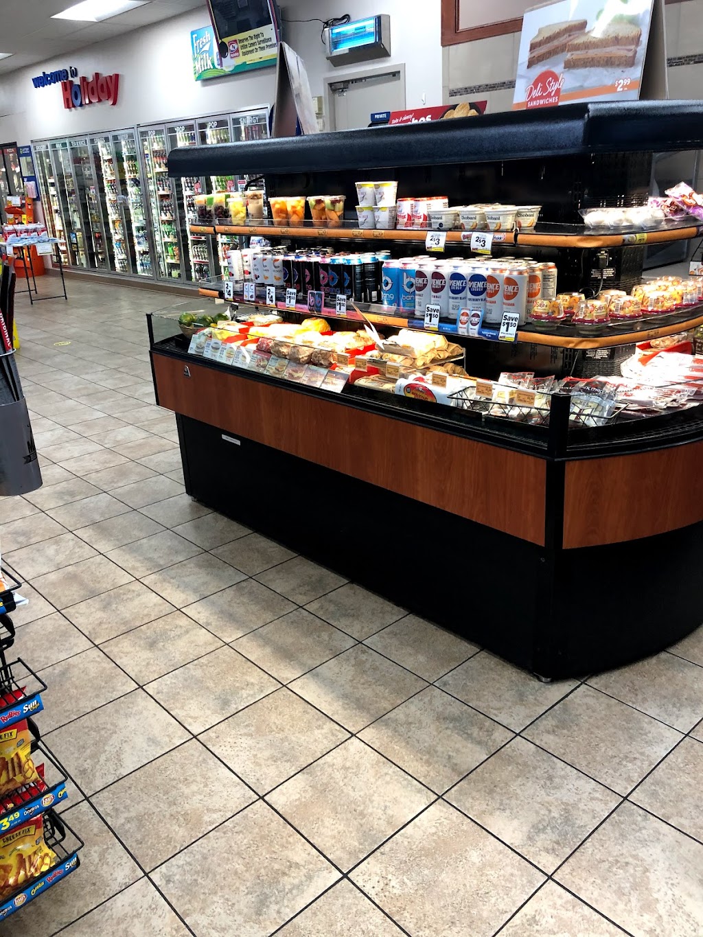 Holiday Stationstores | cafe | 157 Waite Ave S, Waite Park, MN 56387, USA | 3206560866 OR +1 320-656-0866