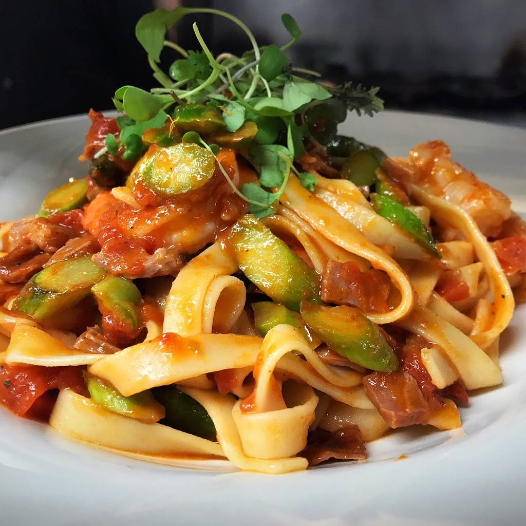 Restaurant Fougasse | restaurant | 29 Rue du Roi, Sorel-Tracy, QC J3P 4M5, Canada | 4507437203 OR +1 450-743-7203