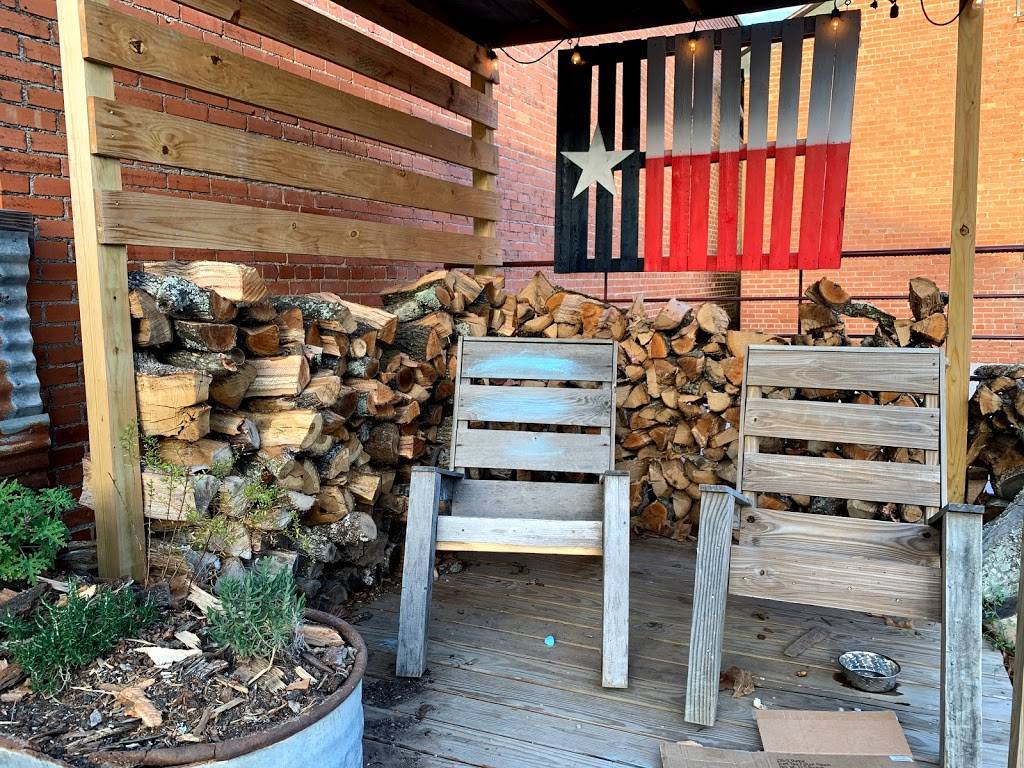 Pioneer Mercantile and Smokehouse | restaurant | 309 S Park St, Brenham, TX 77833, USA | 7138768416 OR +1 713-876-8416