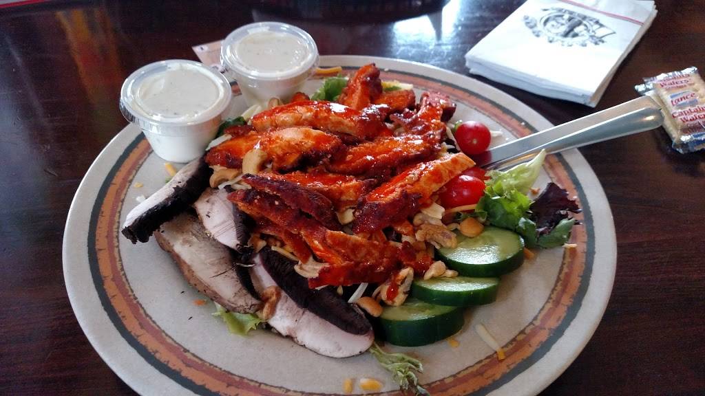 Macados | meal takeaway | 201 N Main St, Galax, VA 24333, USA | 2762360399 OR +1 276-236-0399