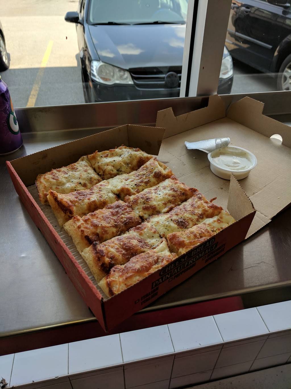 Little Caesars Pizza | meal takeaway | 3066 Boulevard Saint-Charles, Kirkland, QC H9H 3B7, Canada | 5146307357 OR +1 514-630-7357