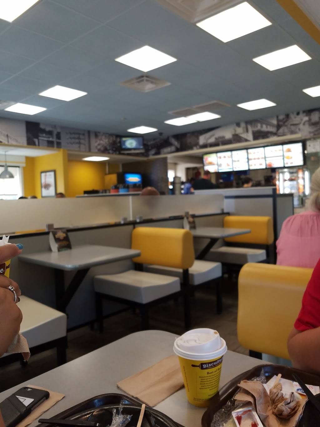 Biscuitville | cafe | 918 Winston Rd, Lexington, NC 27292, USA | 3362432812 OR +1 336-243-2812